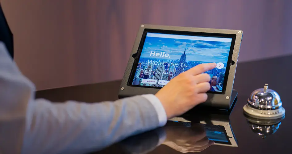 Hotels-Impact-of-digital-room-service